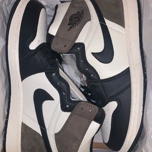 Air Jordan 1 mocha